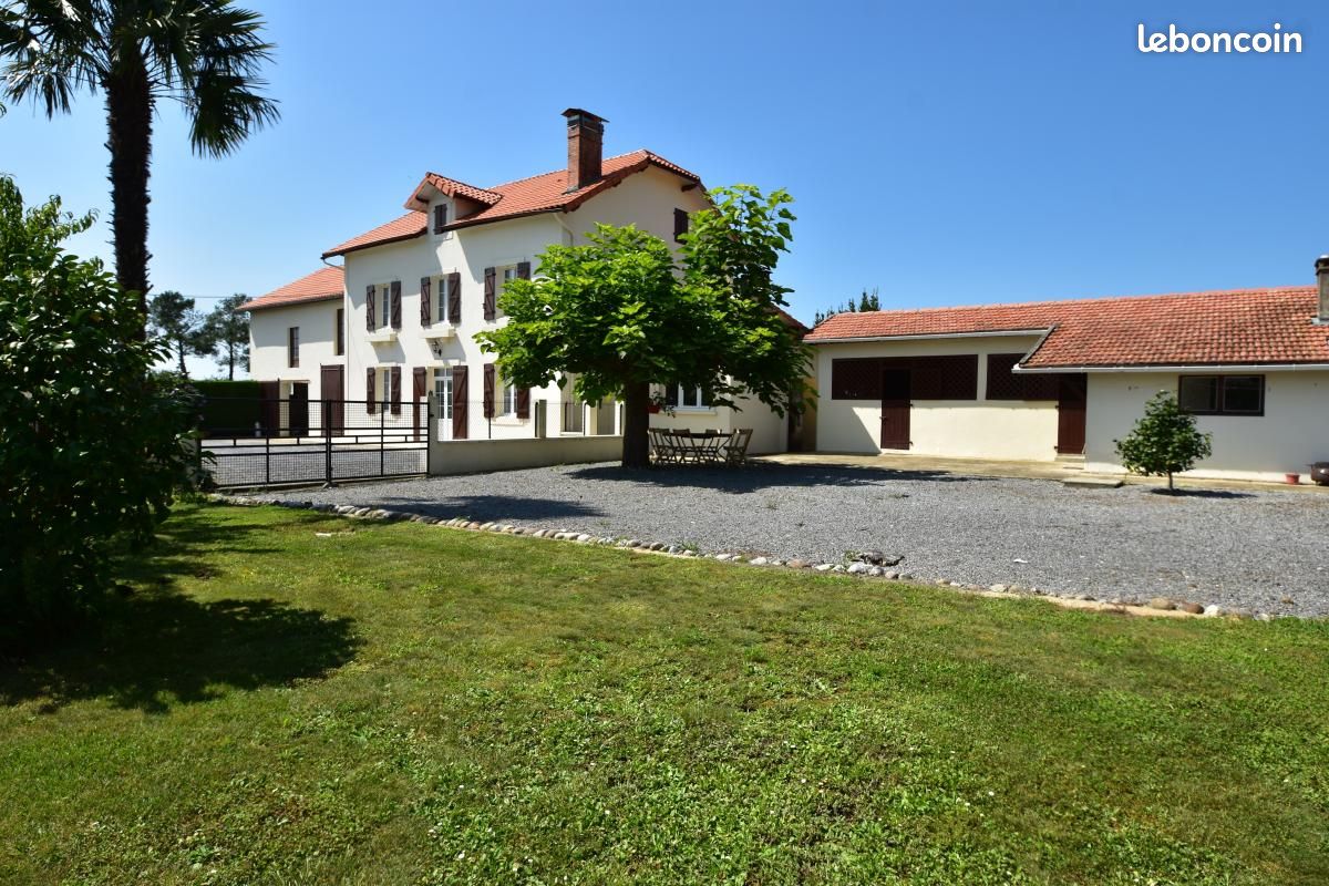 Maison 6 pièces 170 m² · à Arboucave · 170 m² · 229 400 €