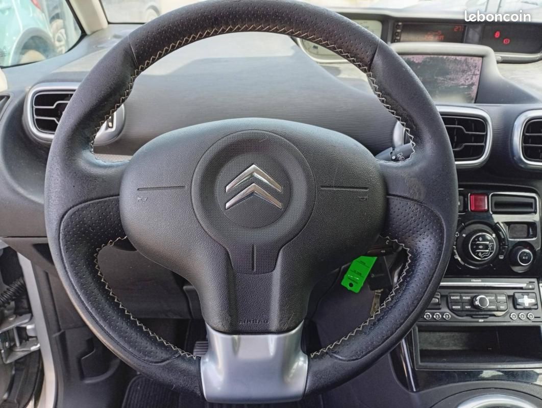 Citroën C3 II 1.6 HDi90 FAP Exclusive (image 14)