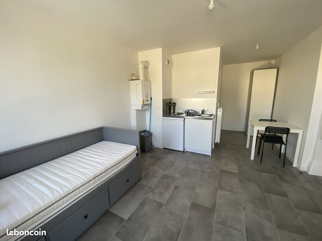 Appartement 1 pièce 22 m² · à Amiens · 22 m² · 470 €