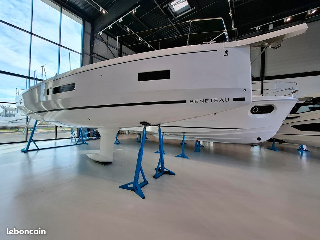 OCEANIS 40.1 (BENETEAU) — View photo 1