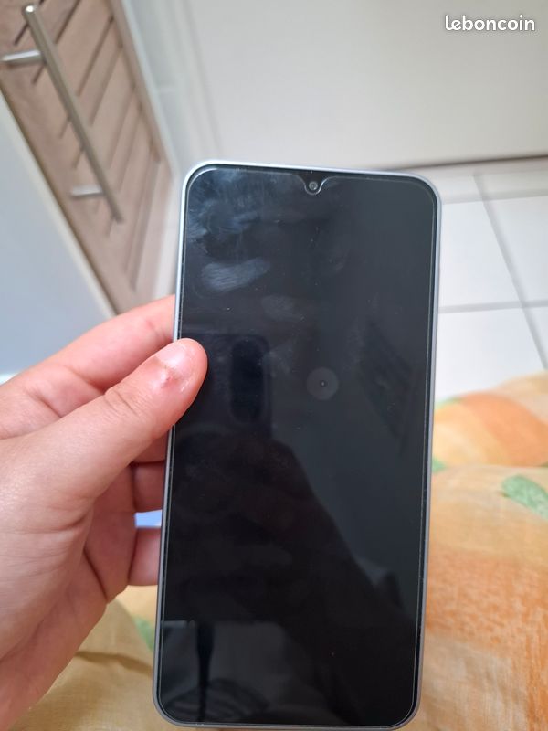 Vend samsung galaxi A 17 128 gigas (image 1)