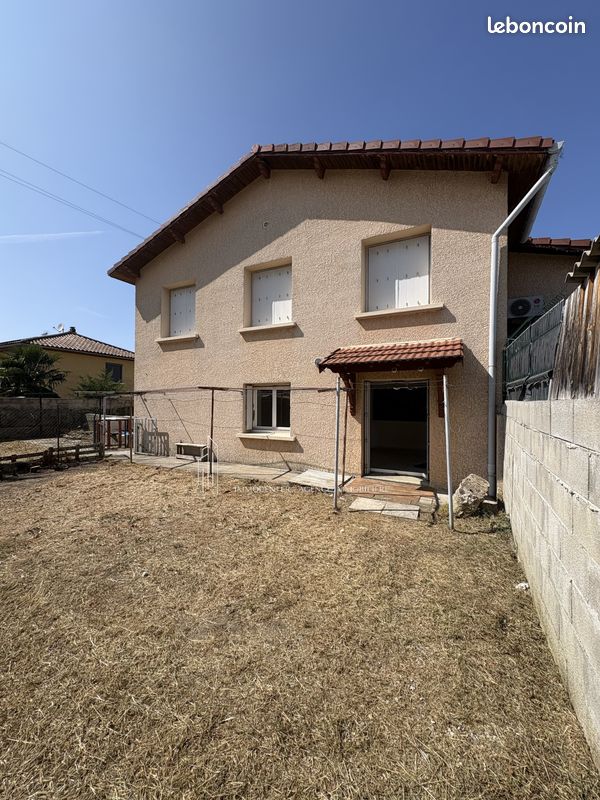 Appartement 4 pièces 62 m² · à Roussillon · 62 m² · 105 000 €