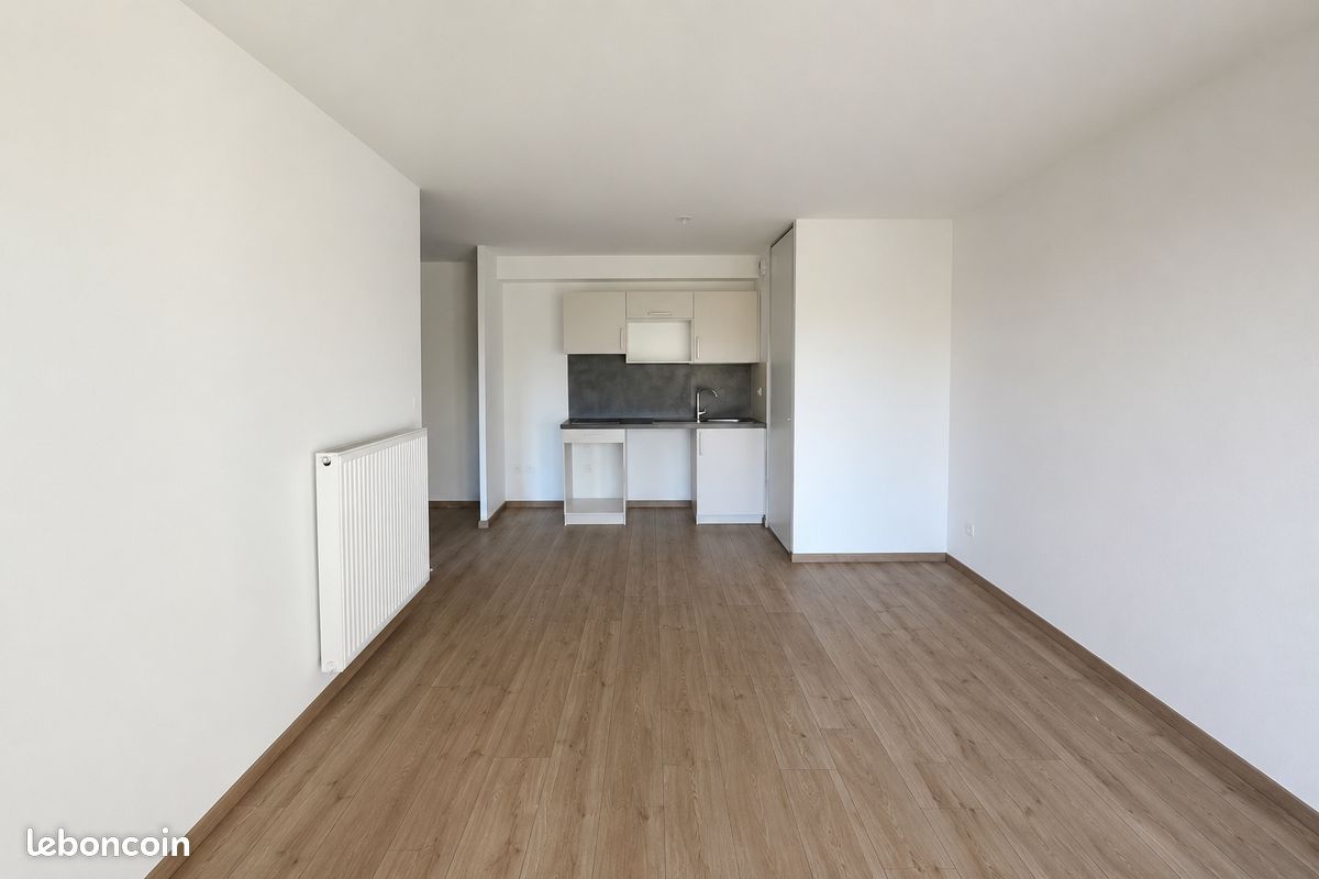Appartement 2 pièces 42 m² · à Clermont-Ferrand · 42 m² · 592 €