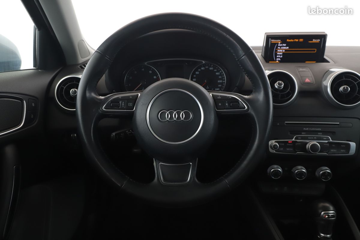 Audi A1 Sportback 1.0 TFSI Ultra Ambiente S Tronic 95 ch (image 15)