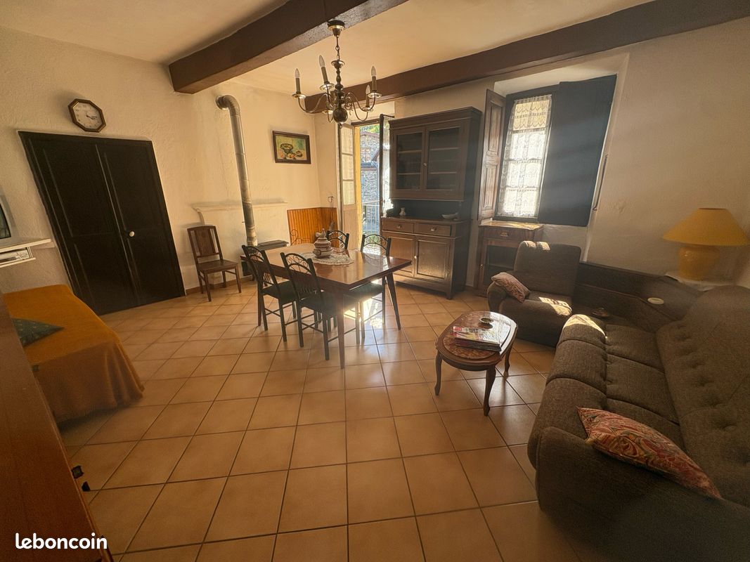 Appartement 5 pièces 134 m² · à Tende · 134 m² · 140 000 €