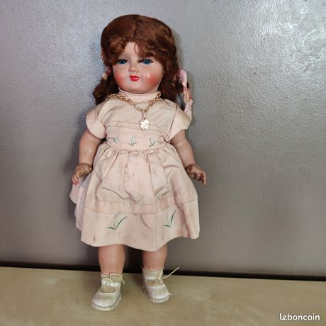 ANCIENNE POUPÉE FOLKLORIQUE BELLA sur socle 24 cm, LANGUEDOC, parfait