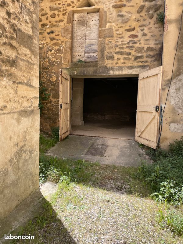 Local commercial 1 pièce 45 m² · à Grillon · 45 m² · 16 000 €