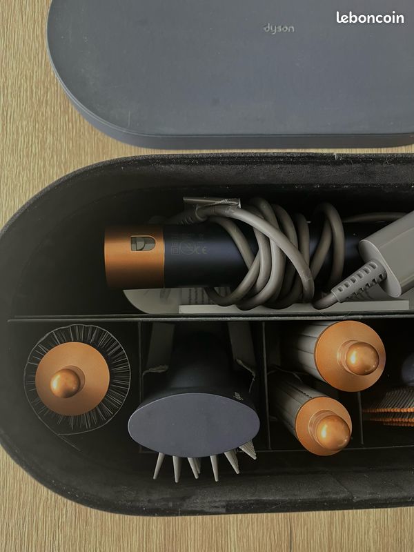 Dyson airwrap (image 5)