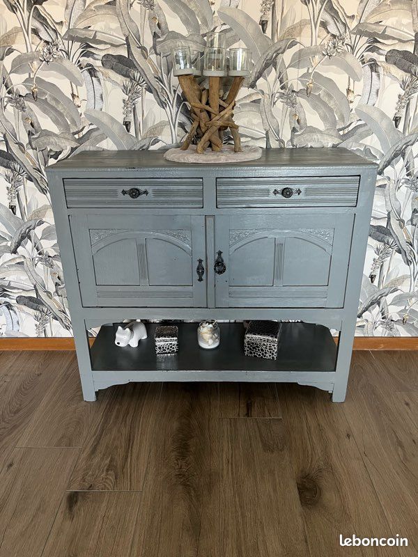 Buffet rustique (image 1)