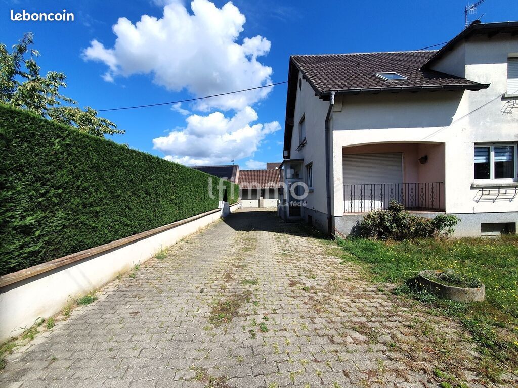 Maison 8 pièces 171 m² · à Dessenheim · 171 m² · 227 000 €