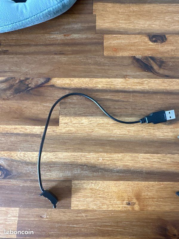 Xiaomi Mi Band 2 (image 4)
