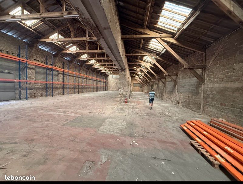 2 pièces 1400 m² · à Geneuille · 1 400 m² · 290 000 €