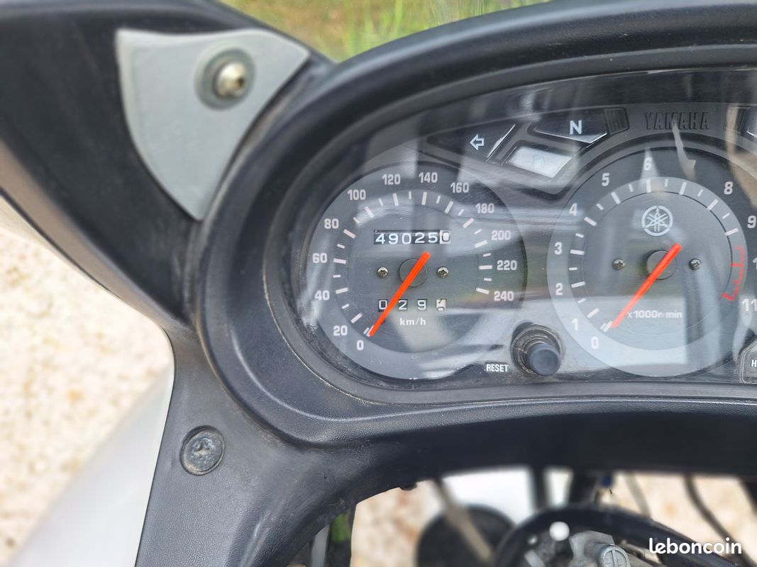 Moto 900 diversion (image 2)