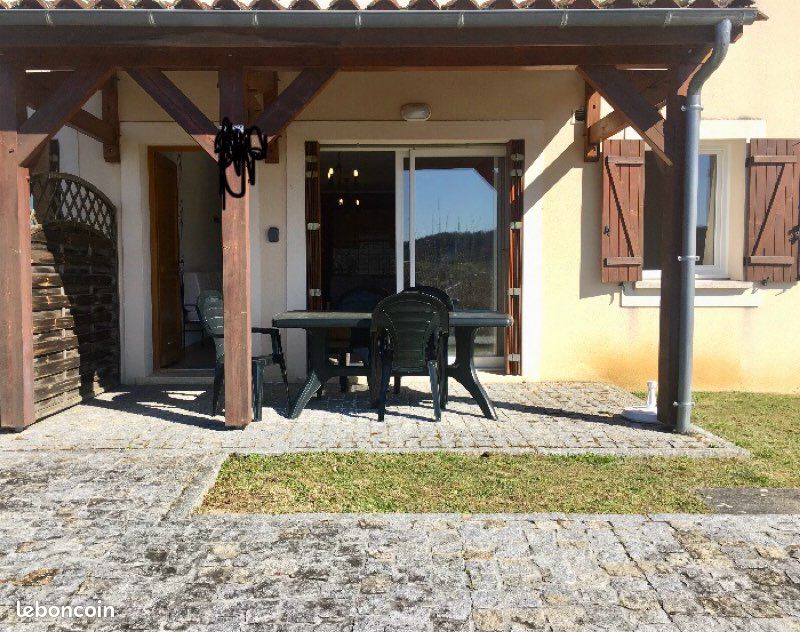Appartement 2 pièces 46 m² · à Sarlat-la-Canéda · 46 m² · 650 €/mois