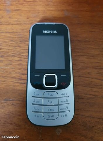 Nokia 2330 classic (image 1)