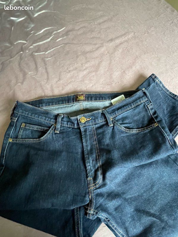 Jean’s Lee (image 2)