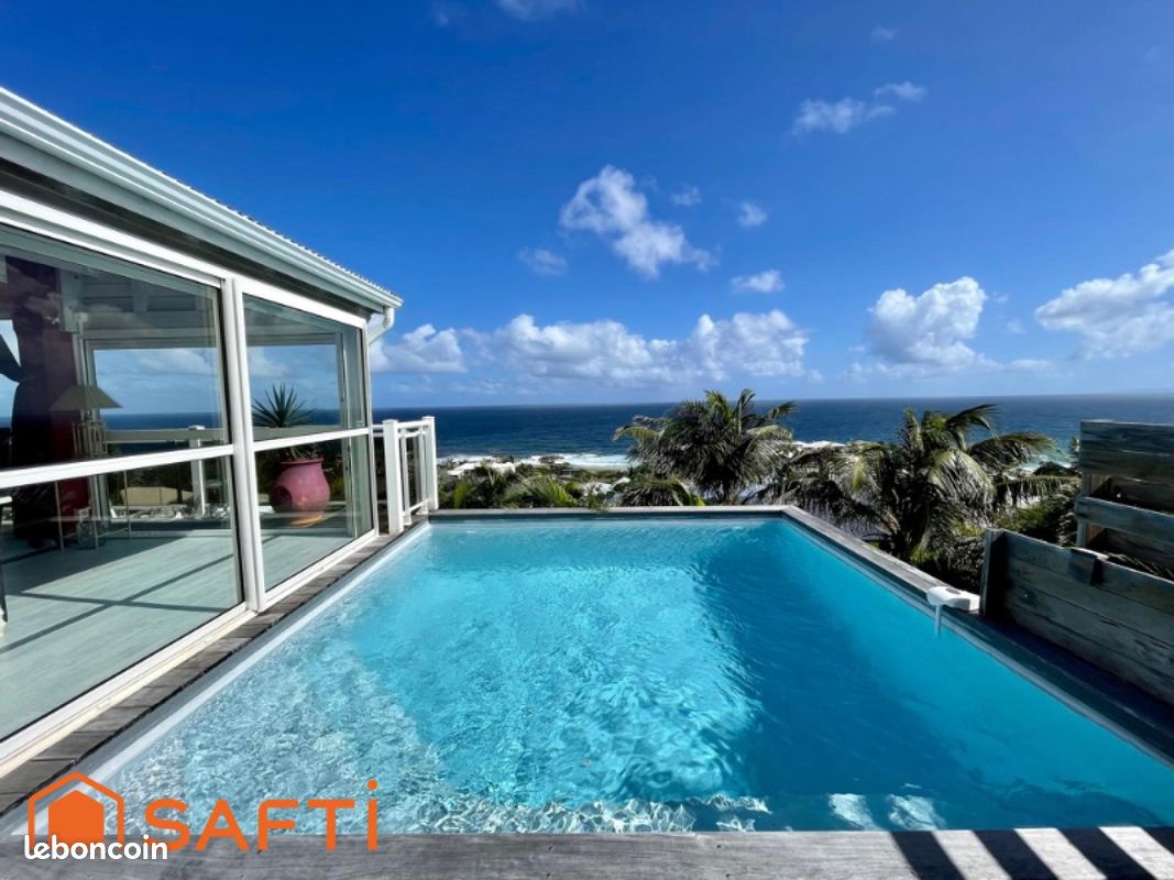 Maison 6 pièces 180 m² · à Le Moule · 180 m² · 650 000 €
