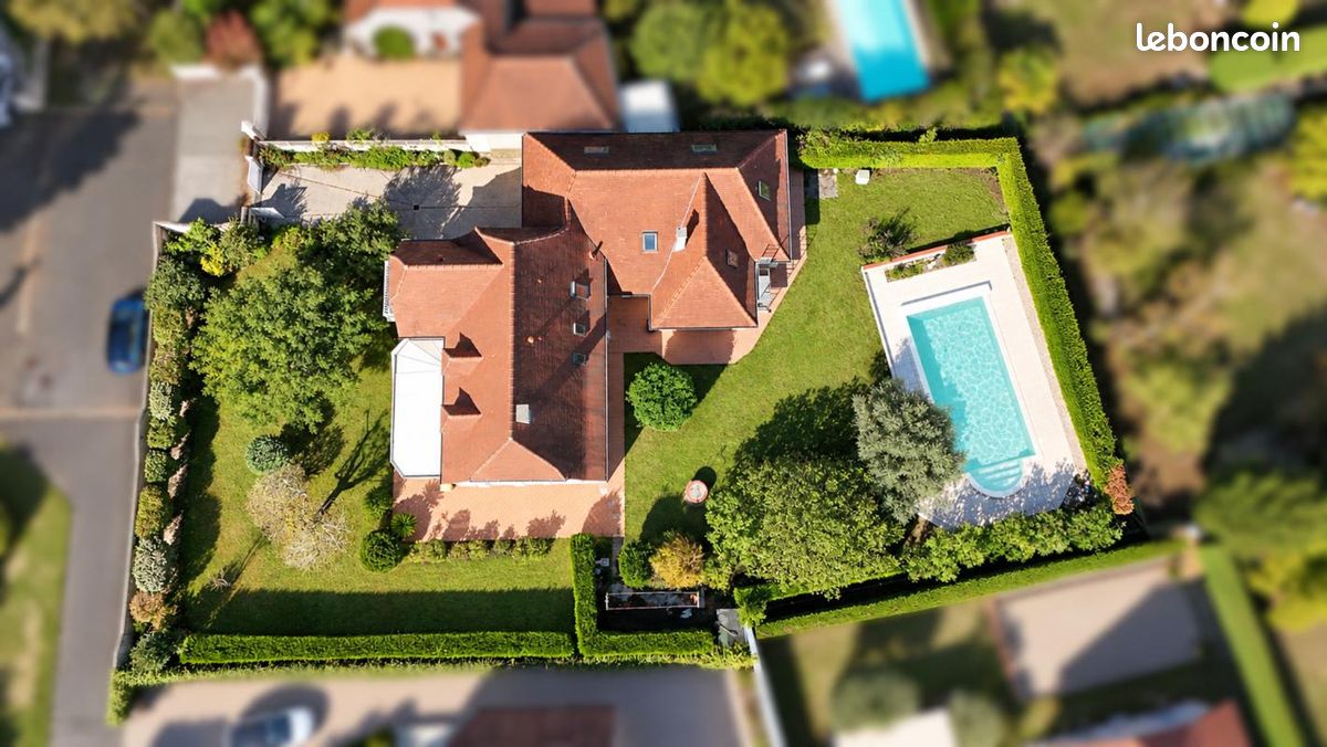 Maison 7 pièces 180 m² · à Lée · 180 m² · 535 000 €