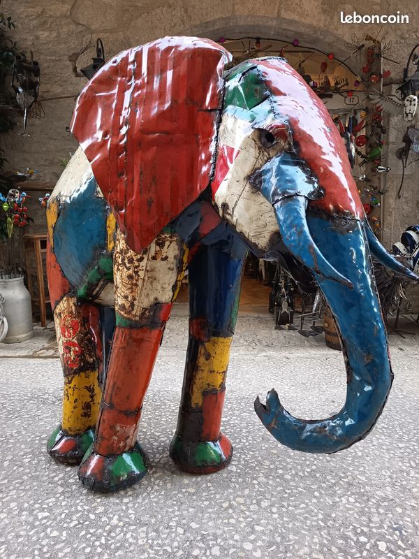 Eléphant : Sculpture d'exception en fer recyclé - Artisanat du Zimbabwe (image 1)