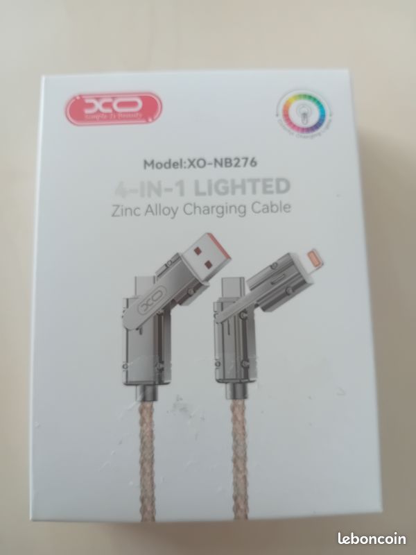 Câble (4 en 1) 60 W éclairé - Neuf avec pastille garantie (Type‑C vers iPhone) (image 1)
