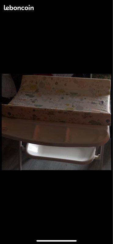 Table à langer (image 1)