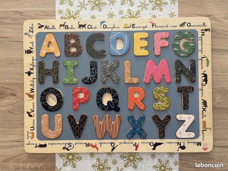 Vends Puzzle en Bois - Alphabet (image 1)