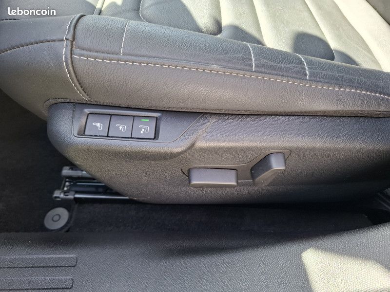 Citroen C4 X 1.2 PURETECH 130CH S&S MAX AUTOMATIQUE + ATTELAGE (image 4)