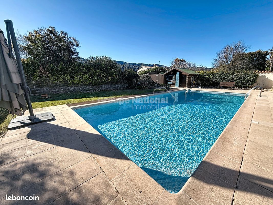 Maison 4 pièces 74 m² · à La Roquette-sur-Siagne · 74 m² · 2 490 €