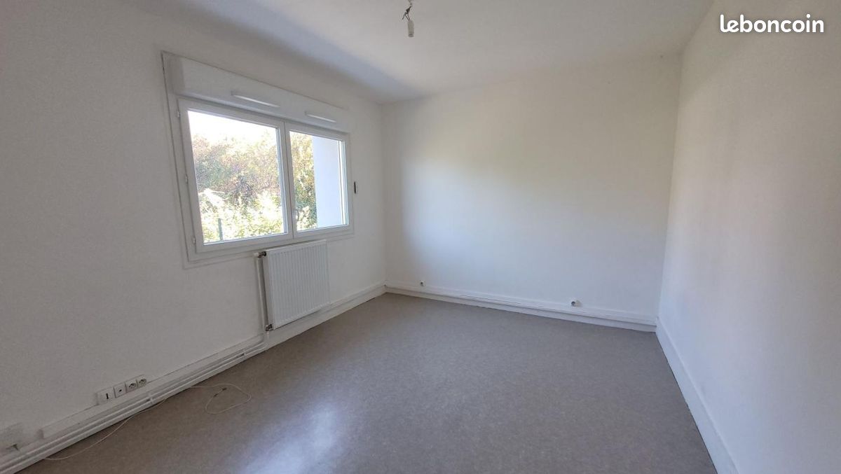 Appartement 1 pièce 25 m² · à Montluçon · 25 m² · 193 €/mois