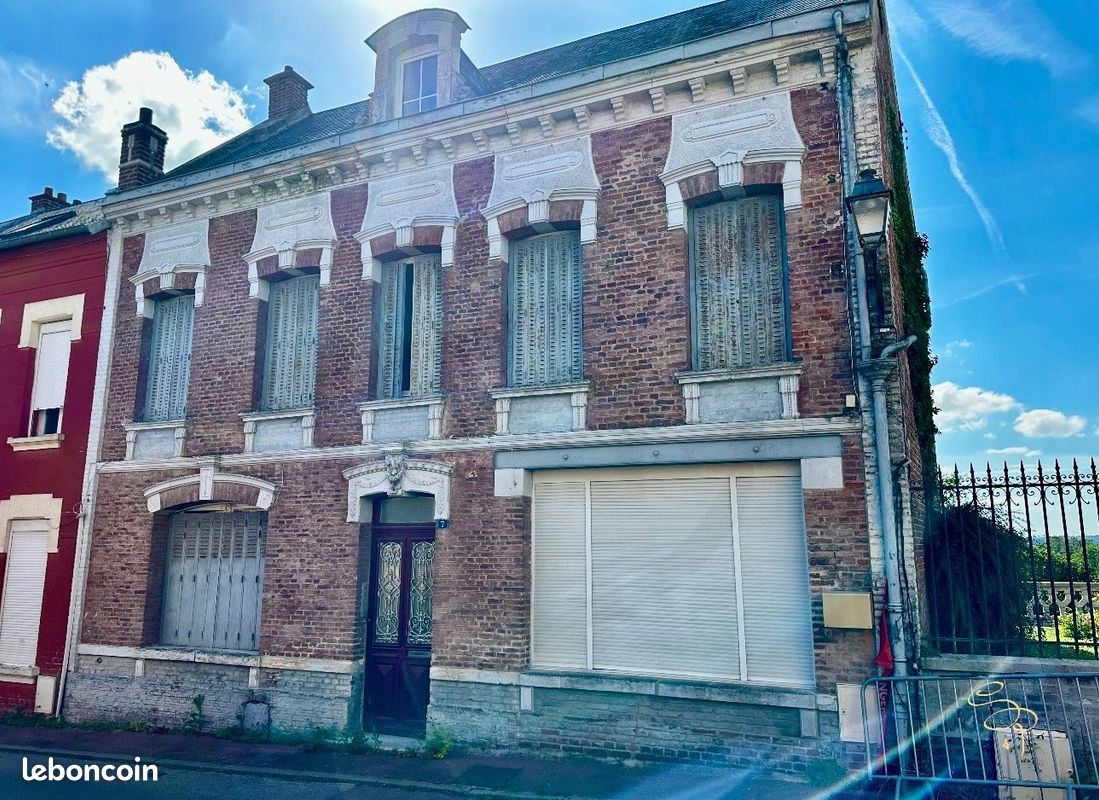 Maison 9 pièces 180 m² · à Montdidier · 180 m² · 109 000 €