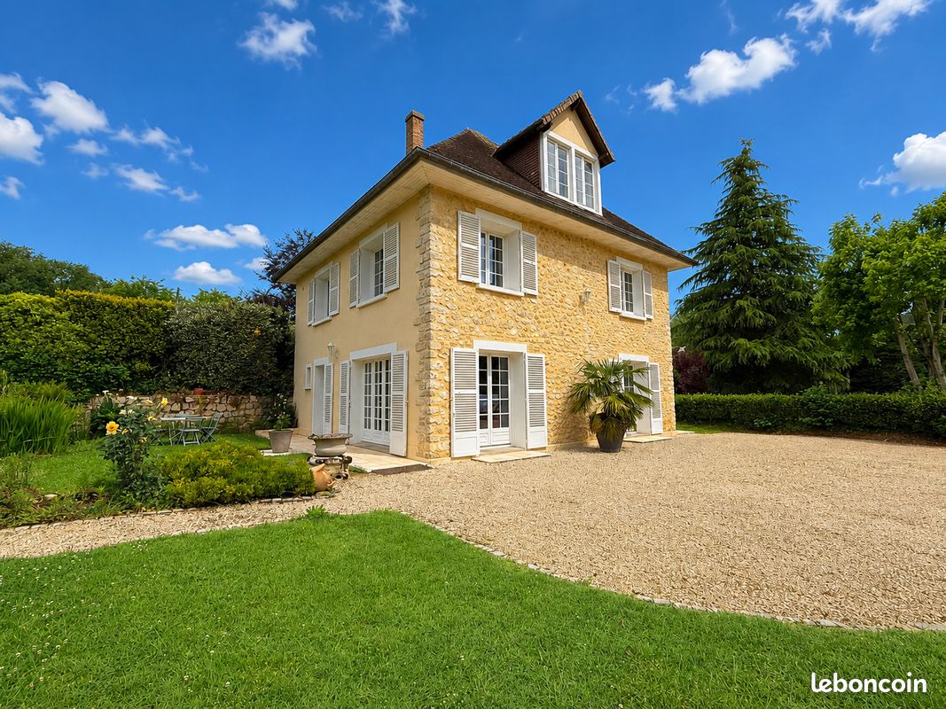 Maison 5 pièces 180 m² · à Étampes · 180 m² · 346 500 €
