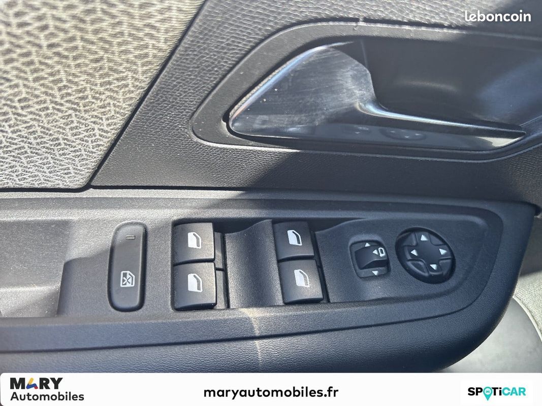 CITROEN C4 BlueHDi 130 S&S EAT8 Feel Pack Business (image 19)