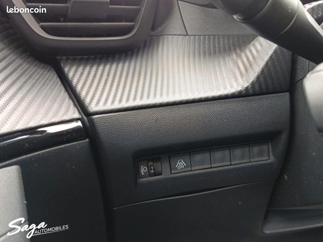 Peugeot 2008 BlueHDi 130 S&S EAT8 Allure (image 13)