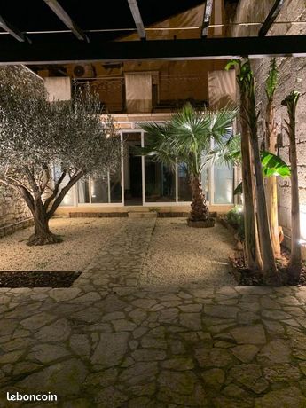 Maison 2 pièces 90 m²