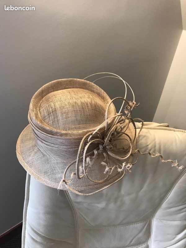 Chapeau cérémonie (image 3)