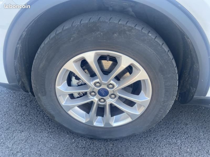 Ford Kuga 2.5 Duratec 190ch FHEV E85 Titanium BVA (image 9)