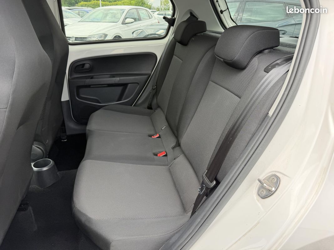 SKODA Citigo 1.0 60 ch BVM Ambition (image 19)