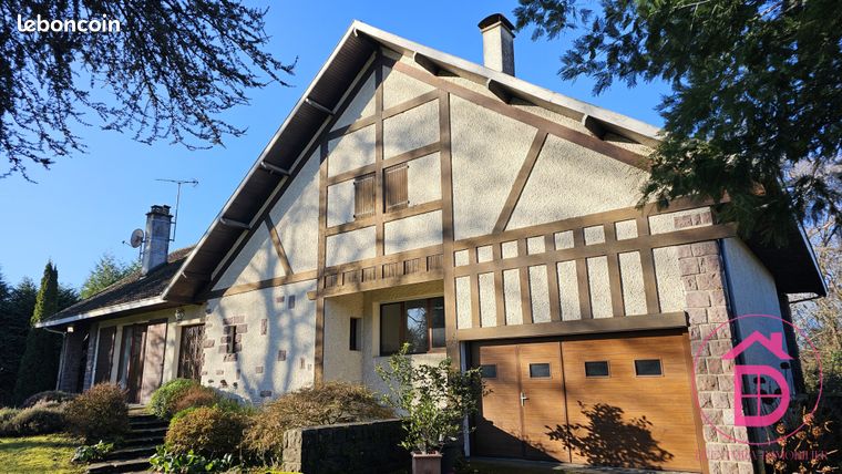 Propriété 9 pièces 300 m²
