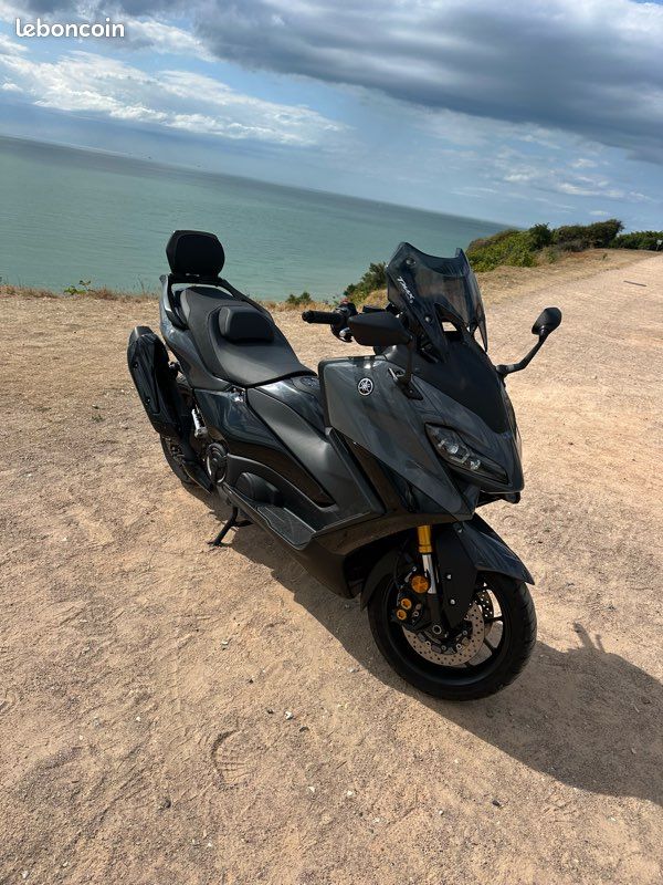 Tmax-tech max-full options-10.000km-vario polini (image 2)