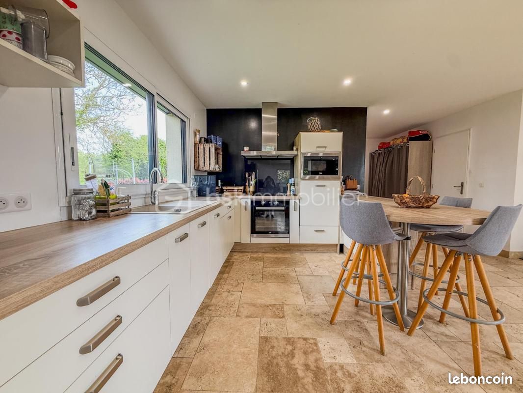 Maison 6 pièces 155 m² · à Pont-l'Évêque · 155 m² · 498 000 €