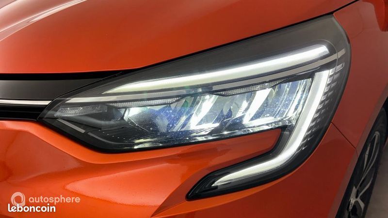 Renault Clio 1.6 E-Tech hybride 140ch Intens -21N (image 17)