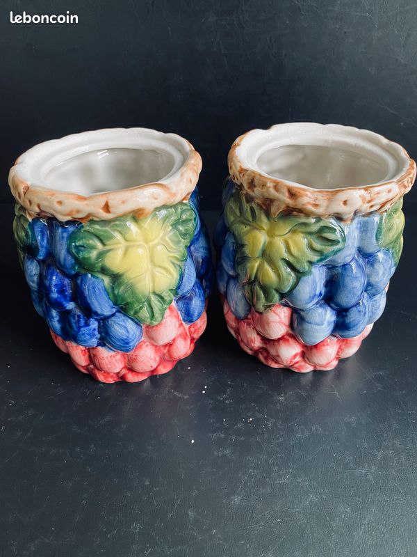 2 pots en barbotine- majolique motif raisins style bassano (image 3)
