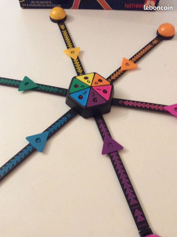 Jeu de société ancien (image 1)
