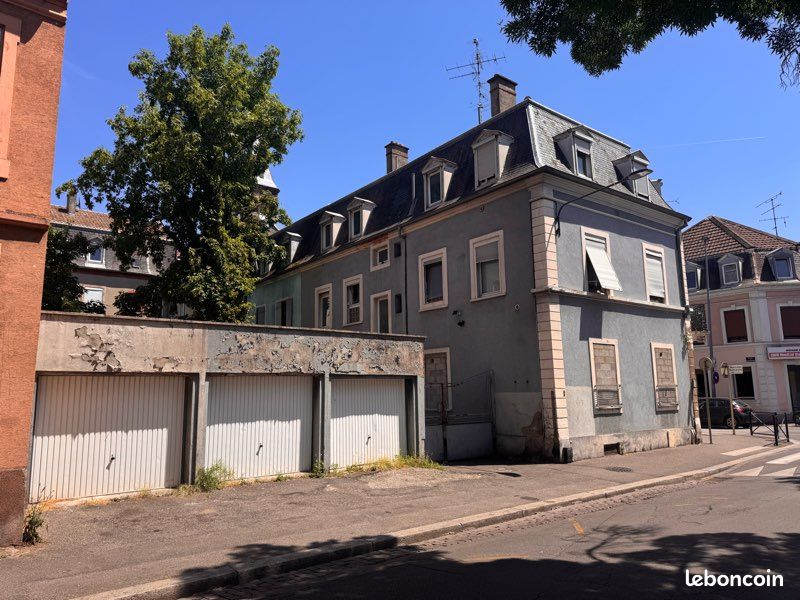 Immeuble 11 pièces 265 m² · à Mulhouse · 265 m² · 200 000 €