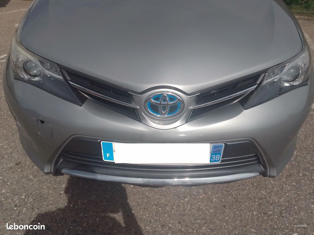 Toyota auris 2 hybride 136h (image 11)