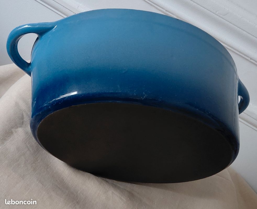 Cocotte en fonte Le Creuset ovale Noir mat - 33 cm
