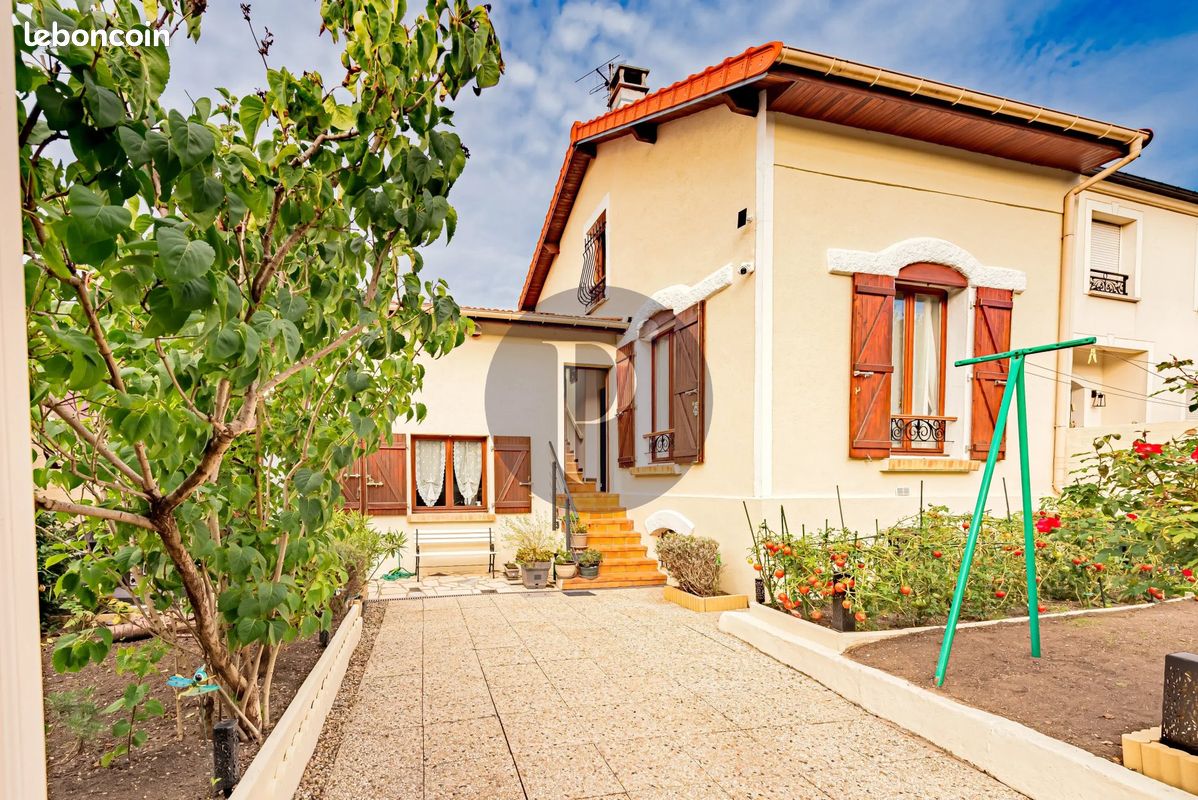 Maison 5 pièces 120 m² · à Cachan · 120 m² · 566 000 €