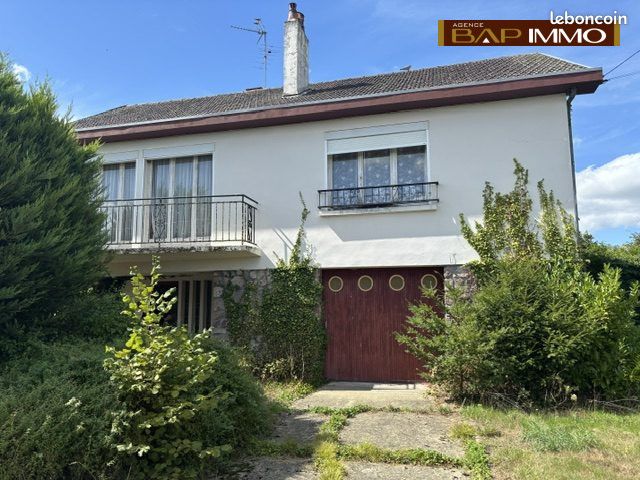 Maison 4 pièces 90 m² · à Lisieux · 90 m² · 104 000 €