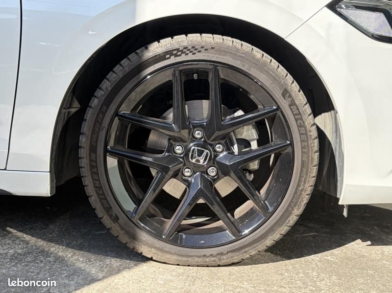 Honda Civic 2.0 i-MMD 184ch e:HEV Sport (image 11)