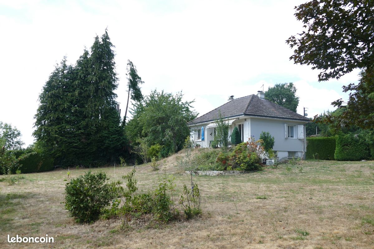 Maison 3 pièces 68 m² · à Puycapel · 68 m² · 221 000 €